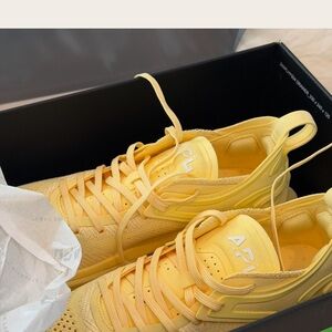 APL Hyspeed yellow Sneakers
